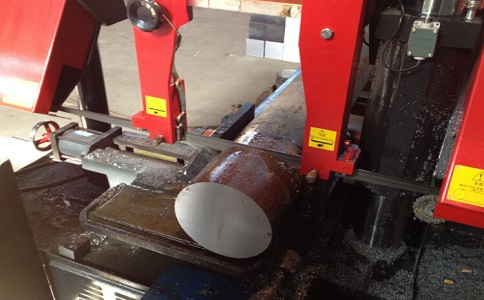 东兴卧式带锯床加工时出现明显振荡如何排查？